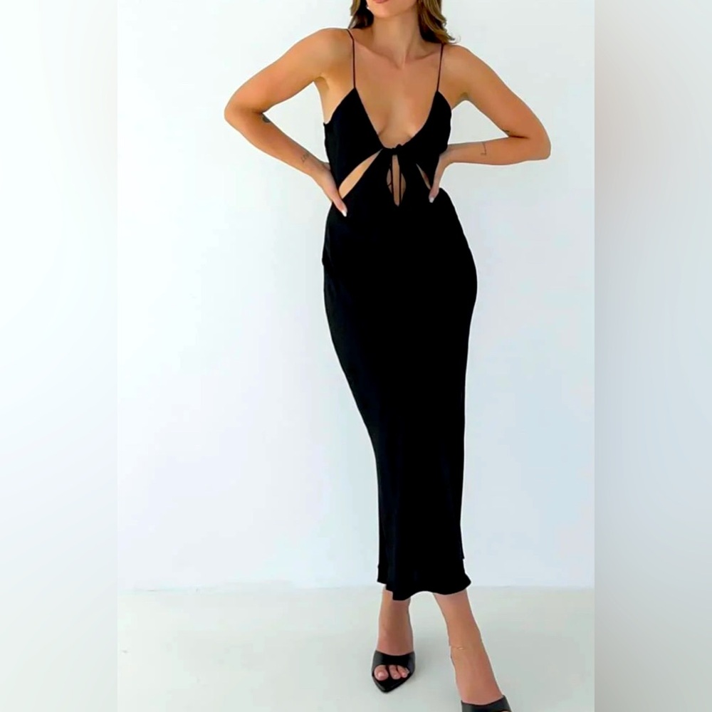 Rumored BROOKLYN BABY MIDI DRESS XS SOLD OUT